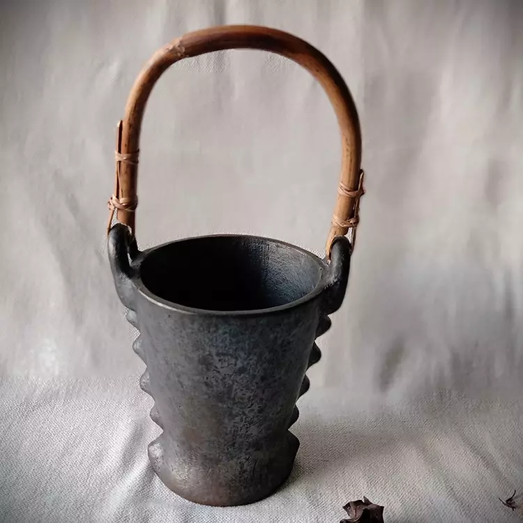 terracotta by sachii longpi black pottery ice bucket small