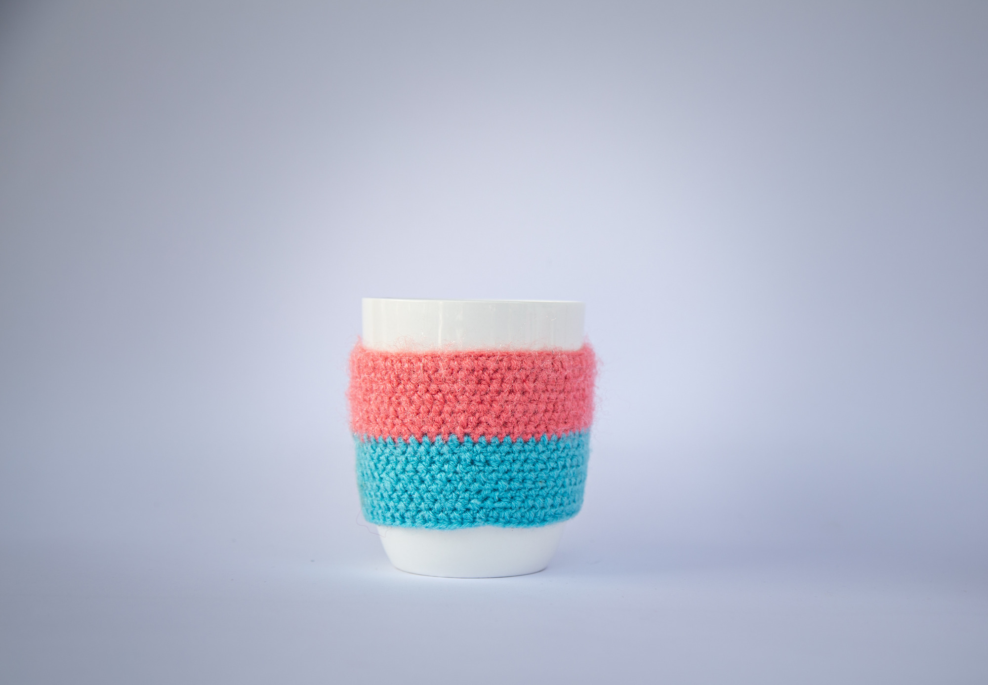 aamani's crochet: winter special | crochet mug with warmer | blue peach mug sleeve |